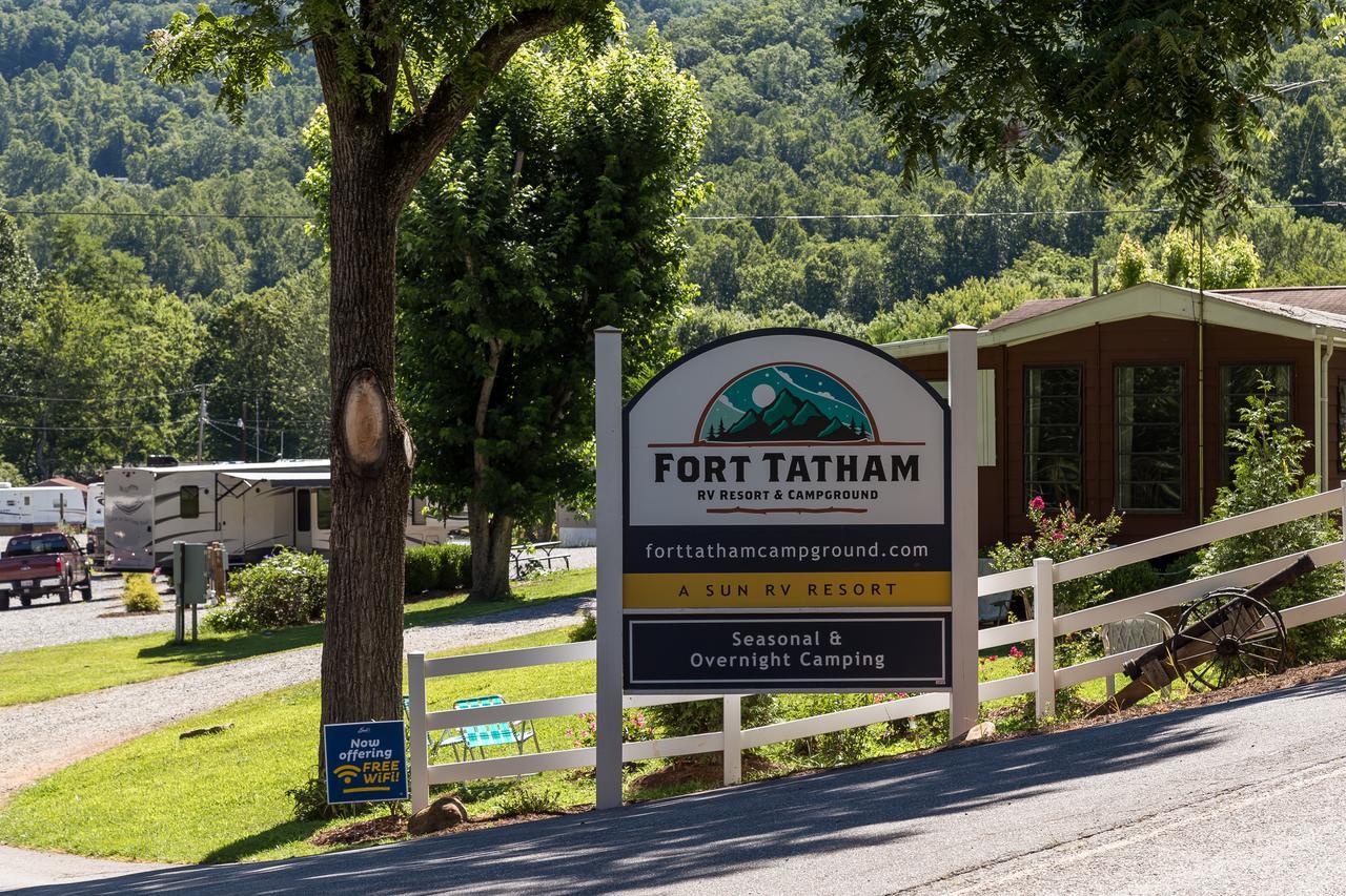 Fort Tatham Rv Resort Sylva Eksteriør billede